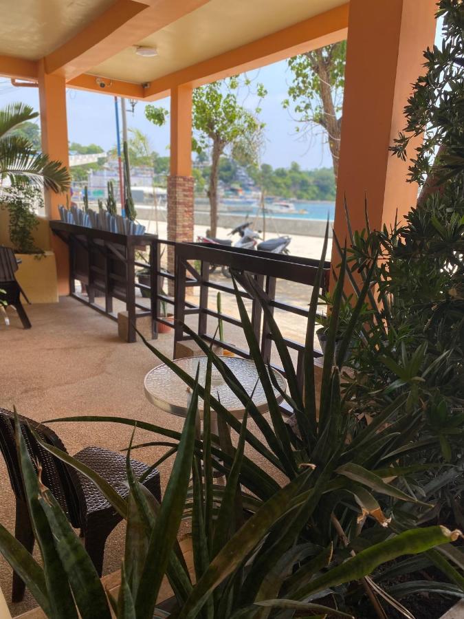 Papa Freds Beach Resort Puerto Galera Exterior foto