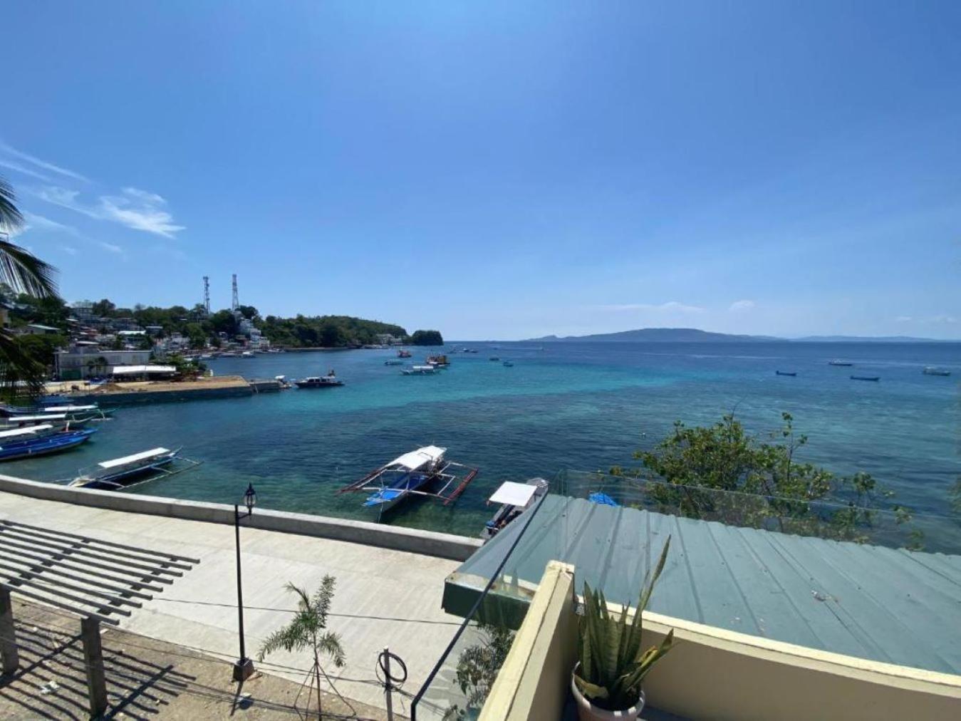 Papa Freds Beach Resort Puerto Galera Exterior foto